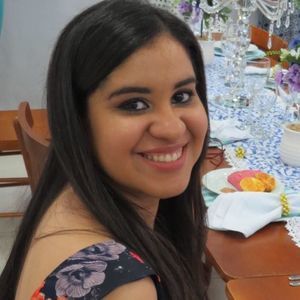 Meet your Posher, Laura